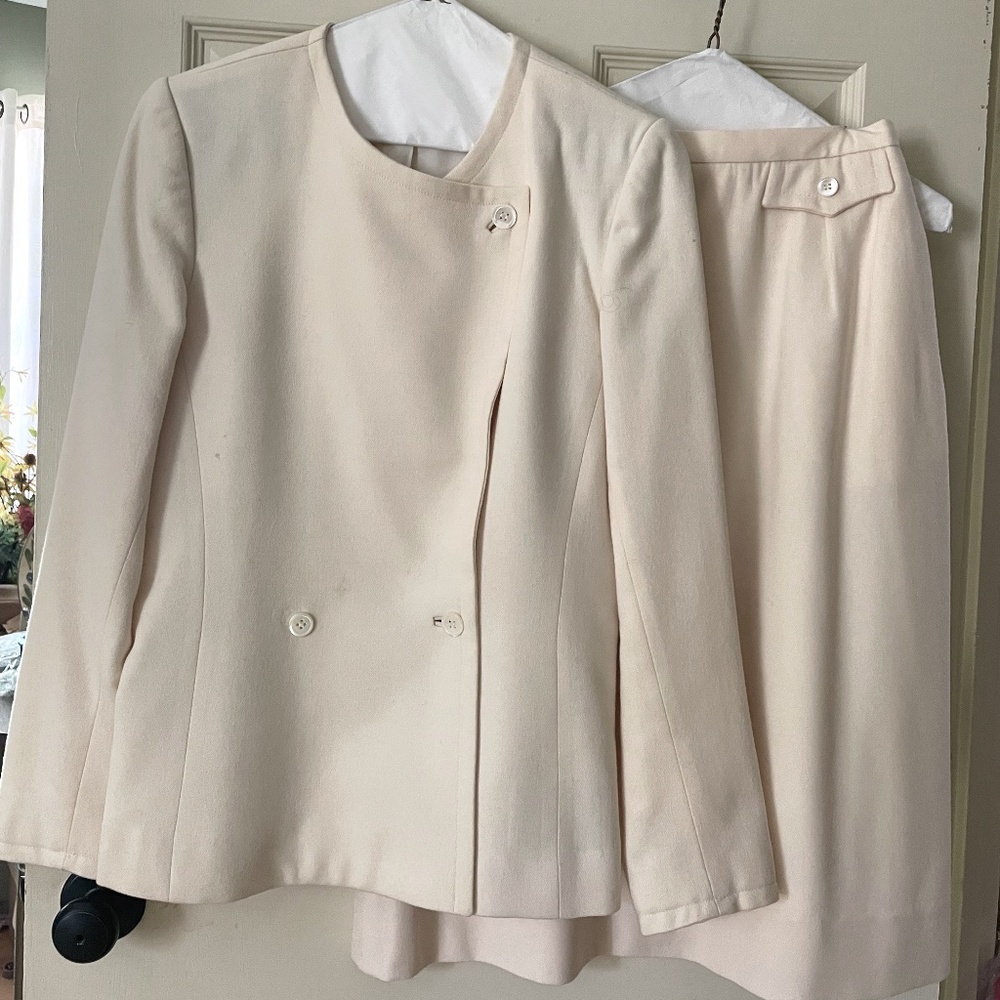 Doncaster suit